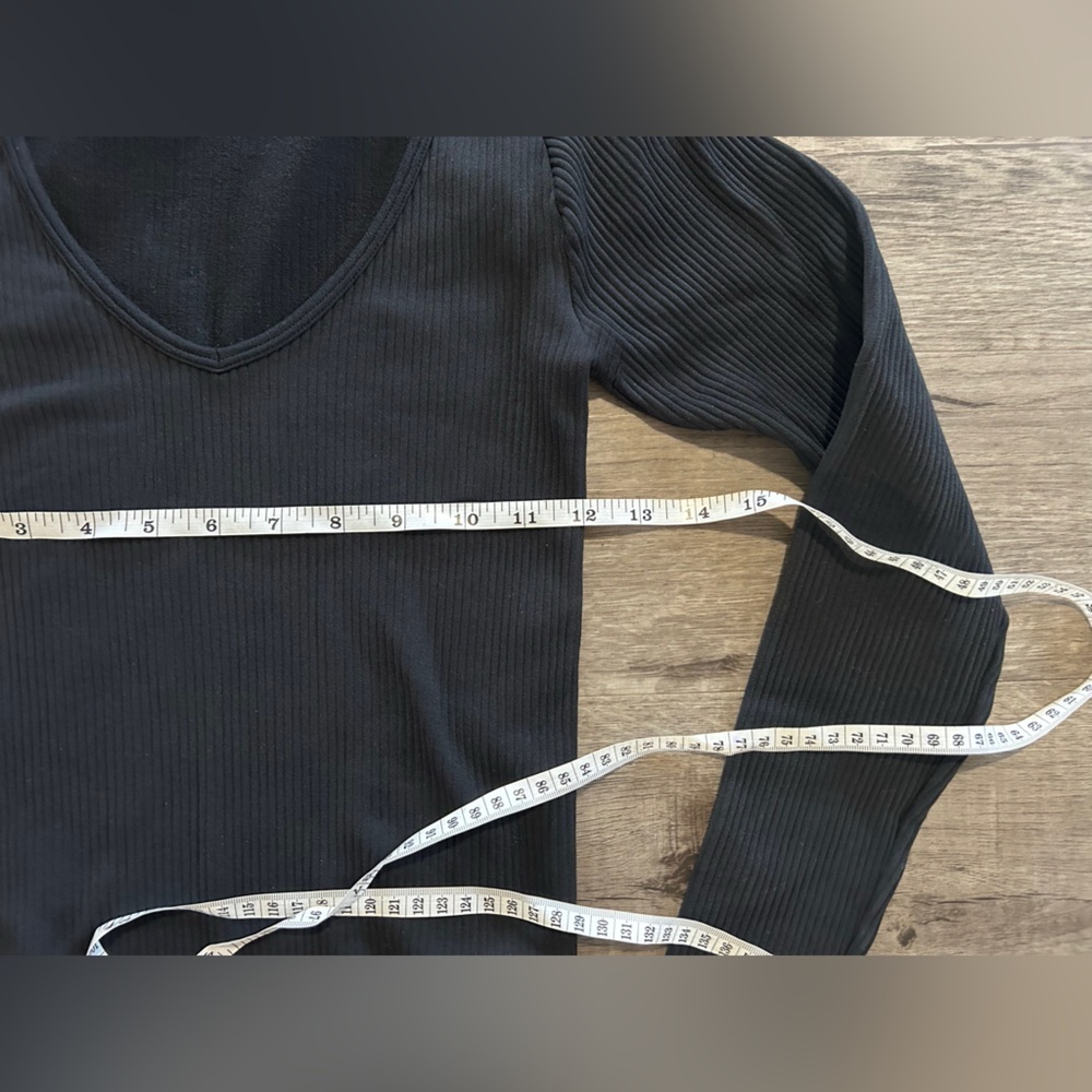 Women’s Free People Black Ribbed Bodysuit M/L - Picture 3 of 3